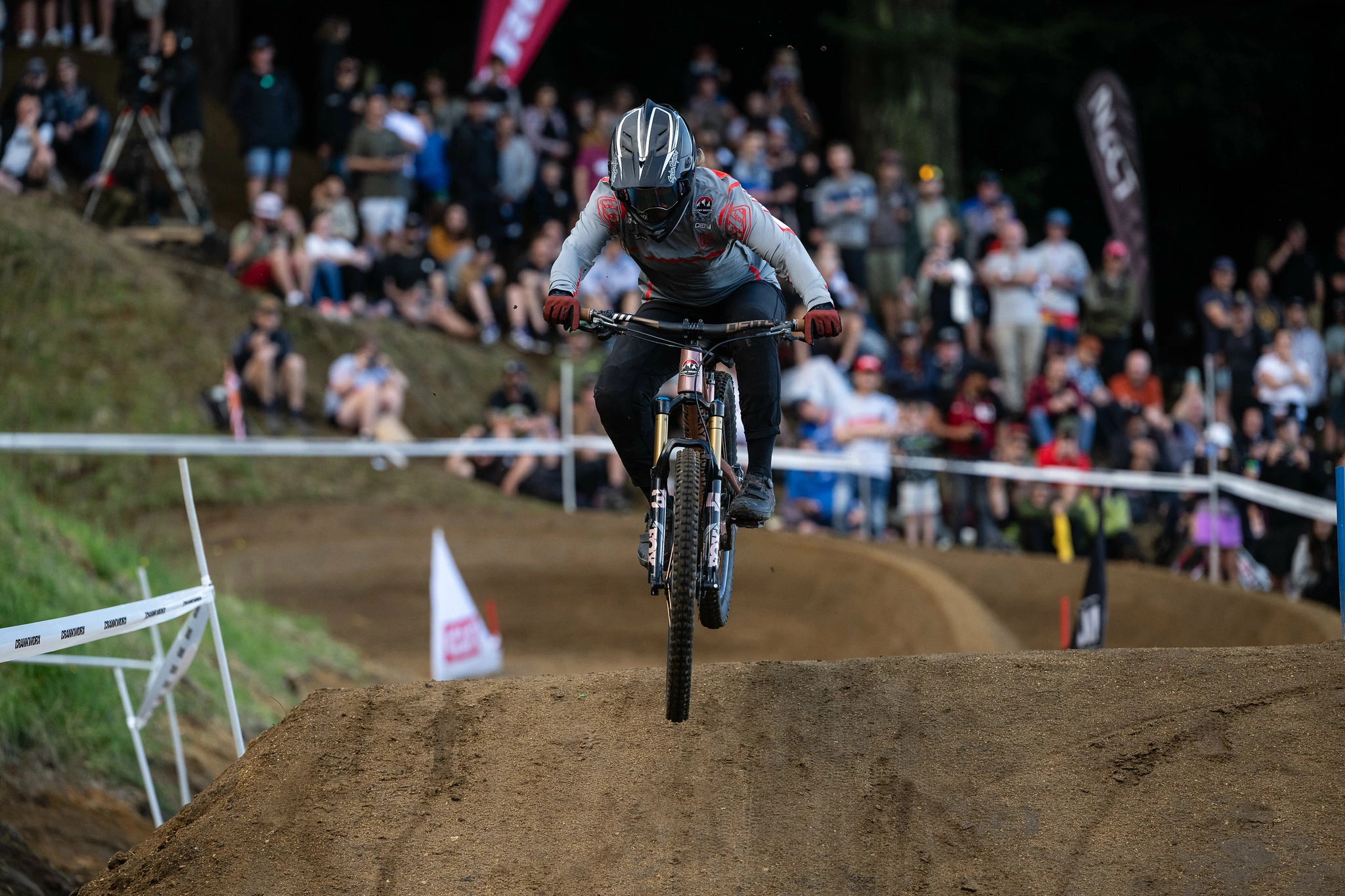 Page de garde -Accessoires VTT Soldes 315699109 10160587919492867 8165623775999537142 n